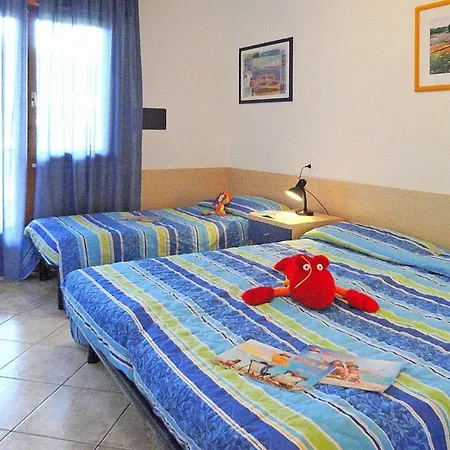 Nautilus In With Pool Apartman Bibione